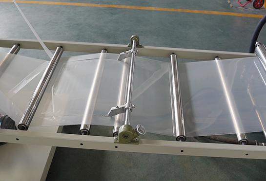 Cooling frame function: cooling transition, remove excess scrap, get the required width sheet. Excessive rollers and cutters.